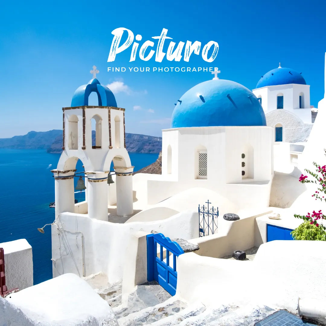Capture the Magic of Santorini: A Picturo Photoshoot Adventure