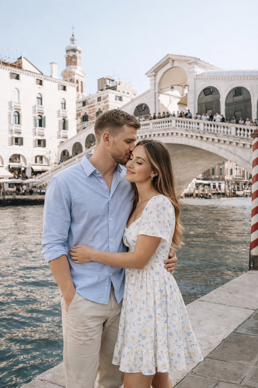 Venice Photoshoot in Historic Center and Bridges